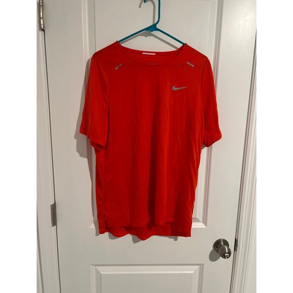 Nike Other - NIKE drifit red mens tshirt size large